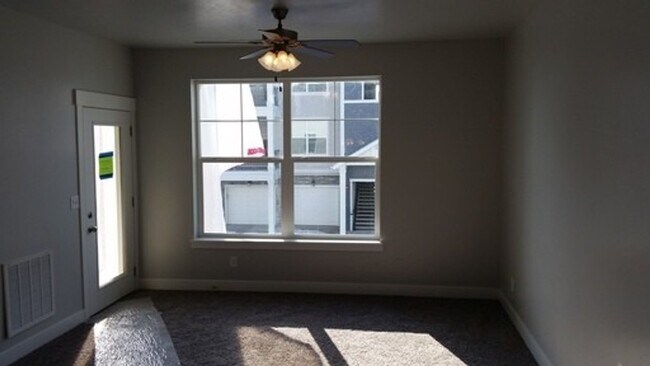 2212 W Main St Unit A #203