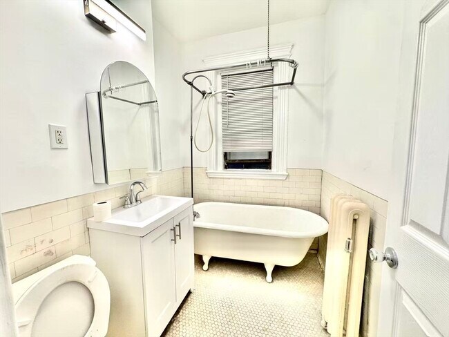 Photo - 52 Charlesgate E Unidad 160