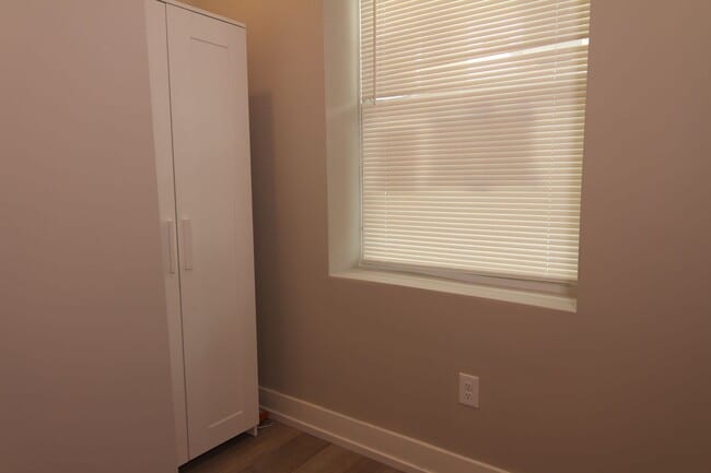 Photo - 1649 Pratt St Unit 1st Floor - A