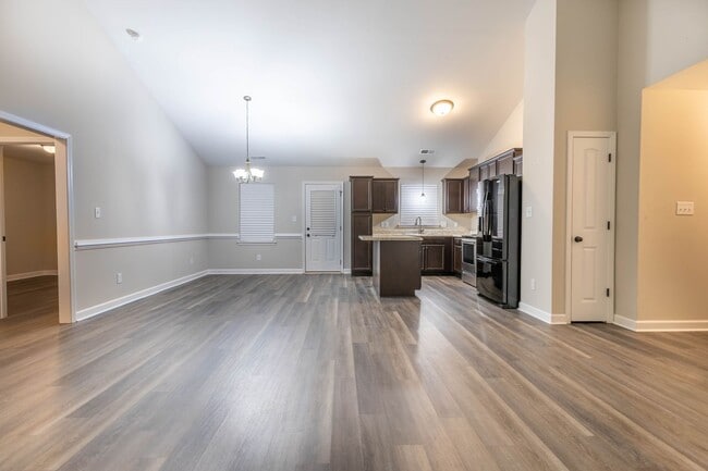 Photo - Ready NOW! Close to MARSOC, Stone Bay & MCB Camp LeJeune Sneads Ferry Gates