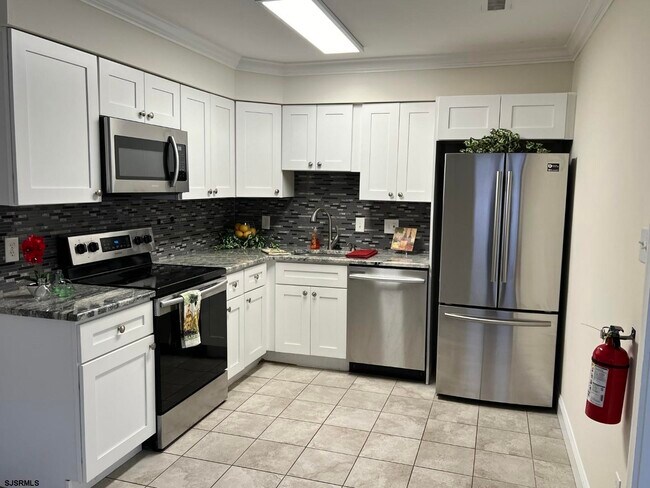 Photo - 2462 Arbor Ct Unidad 2462