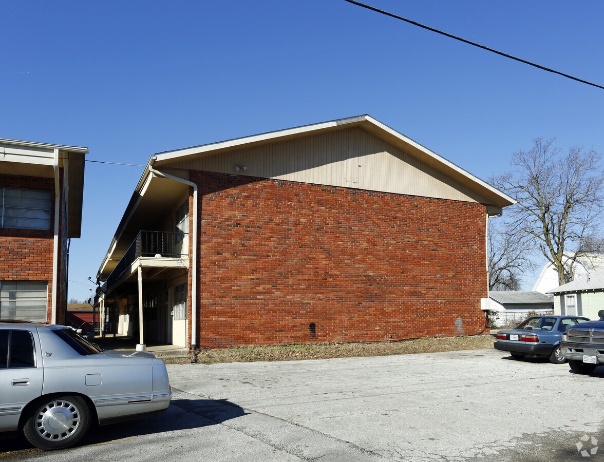 Photo - 1855 E Cherry St Apartments