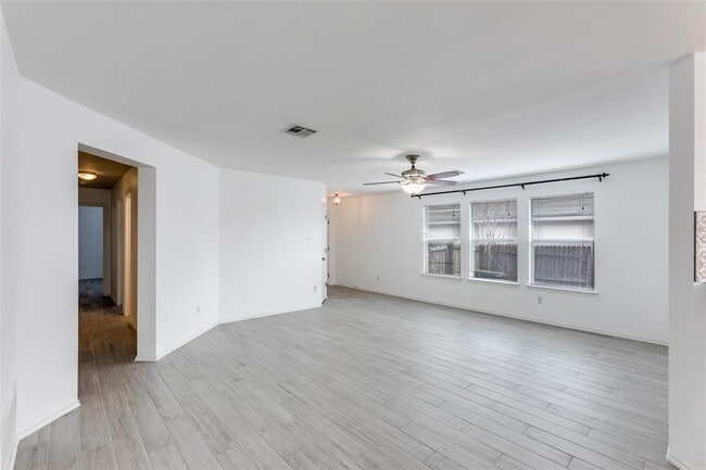 Photo - 133 Sylvan St