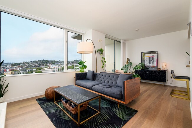 Photo - Seattle Heights Condominiums ~ Belltown Unit 1906