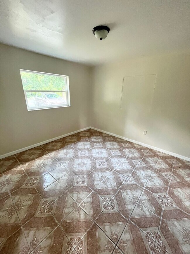 Photo - 37050 Howard Ave Unidad 37050 Howard