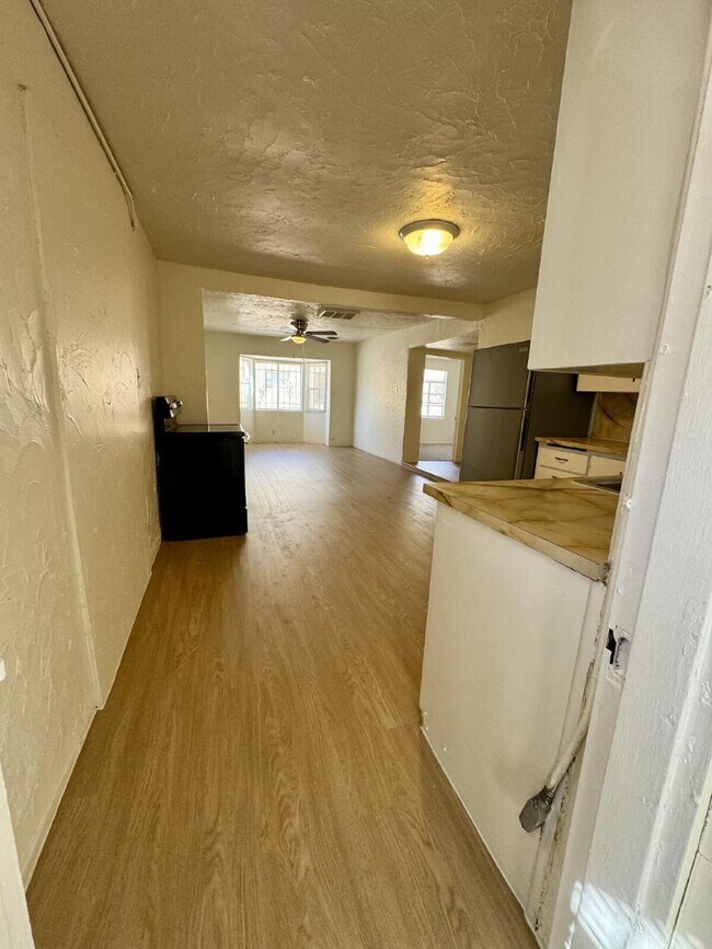 Photo - 1715 Griegos Rd NW Apartment Unit B