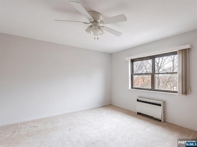 420 Park Ave Unit 5C