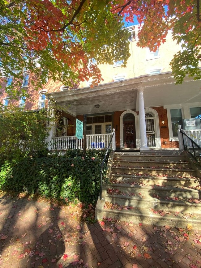 Building Photo - 3623 Hamilton St Unit 1 Rental