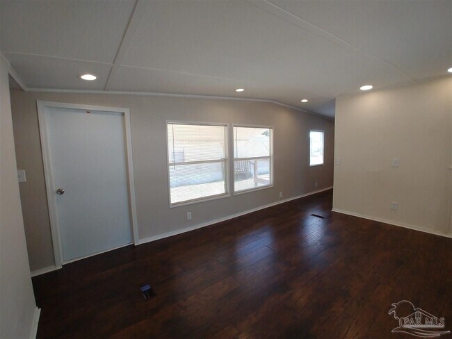 Photo - 2821 Hillcrest Ave