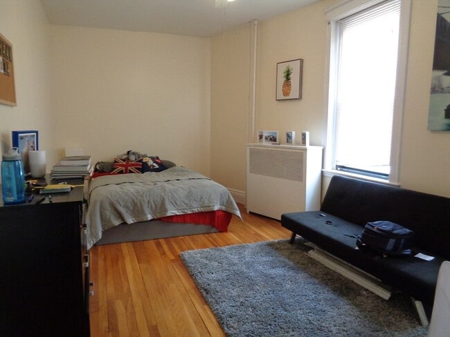 *Pictures are representative samples of the advertised unit. In some cases, the actual units you tou - 41 Carlton St Unit 5