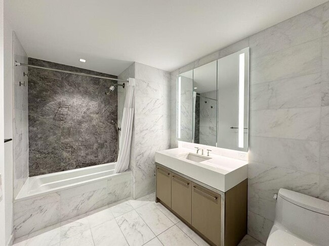 Photo - 75 Park Ln S Unidad 3206