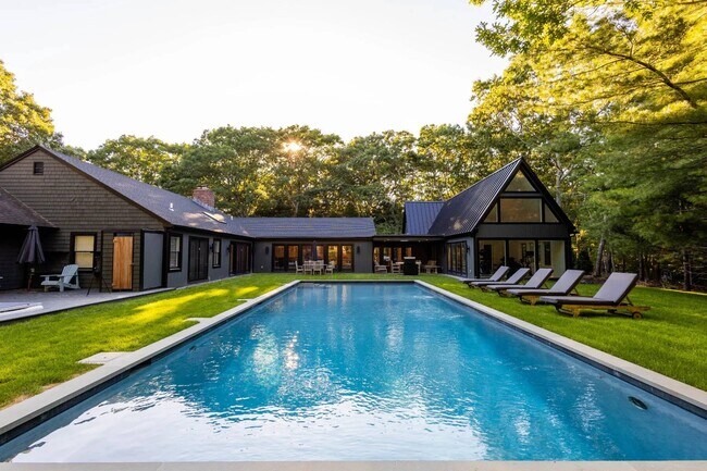 Photo - 500 Water Mill Towd Rd