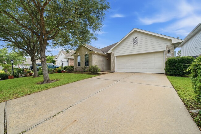 Photo - 1631 Crescent Shores Ln