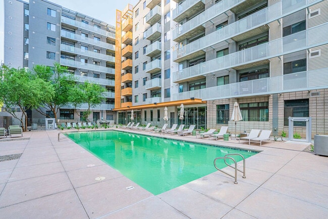 Photo - 810 N 4th St Unit ID1263034P
