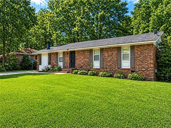 Photo - 1433 Iron Gate Blvd