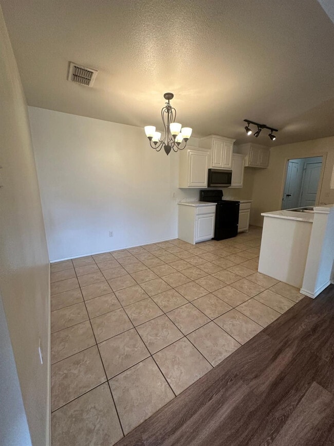 Photo - 6133 72nd Pl