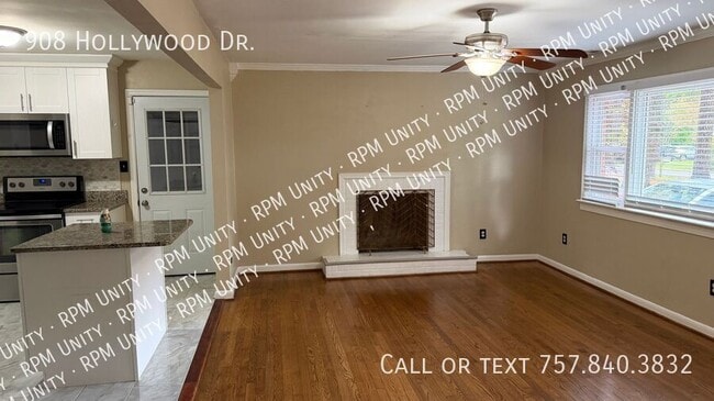 Photo - 908 Hollywood Dr