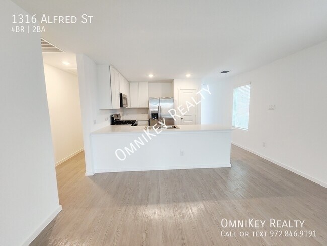 Photo - 1544 Elliott Rd