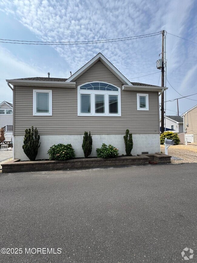 Building Photo - 29 E Dune Way Rental
