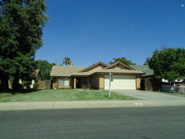 CAMPUS PARK CUTIE! APPLICATION PENDING!! - CAMPUS PARK CUTIE! APPLICATION PENDING!! Casa