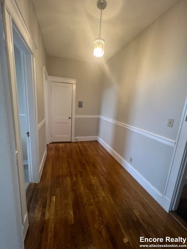 1189 Commonwealth Ave Unit 22