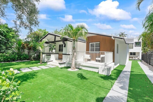117 NE 48th St