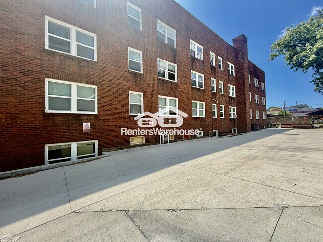 3607 Ingersoll Ave