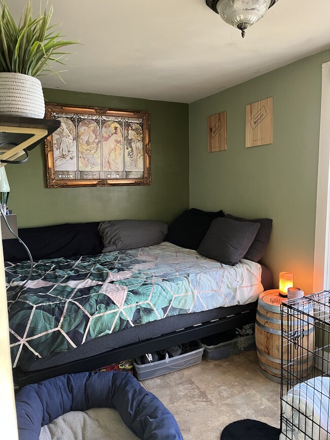 Photo - 1237 E Johnson St Unit 1237