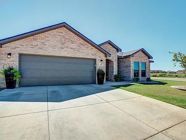 Photo - High-end 4 Bed, 3 Bath home in South Lubbock!