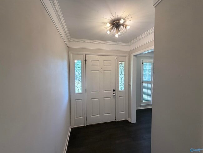 Photo - 8711 Edgehill Dr SE