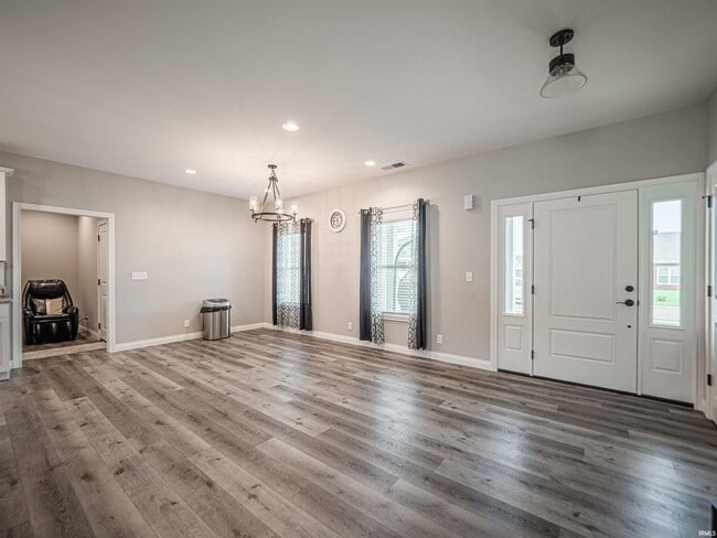 Photo - 3593 Sand Dr