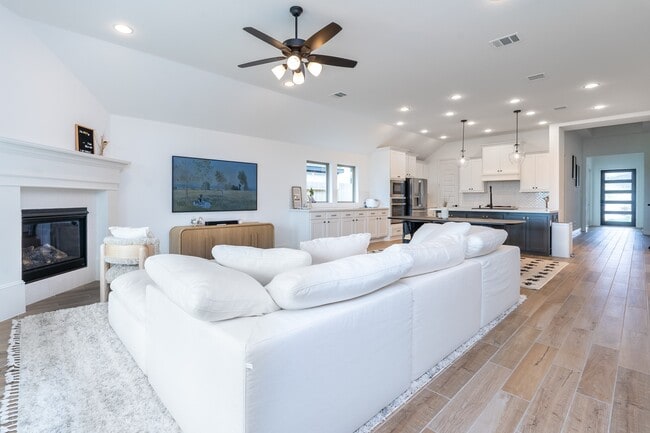 Photo - 4226 Maple Glen Dr