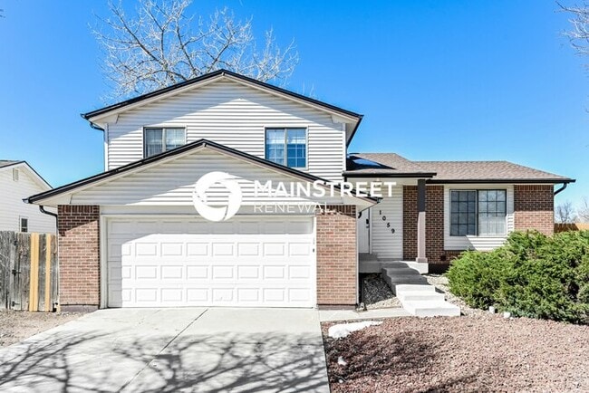 Building Photo - 3 Bedroom Pet-Friendly Home in Aurora, CO with Main Street Renewal