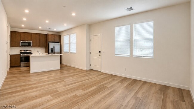 Photo - 243 S Water St