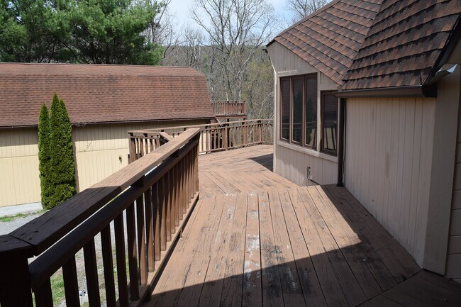 Photo - 296 Richner Hollow Rd