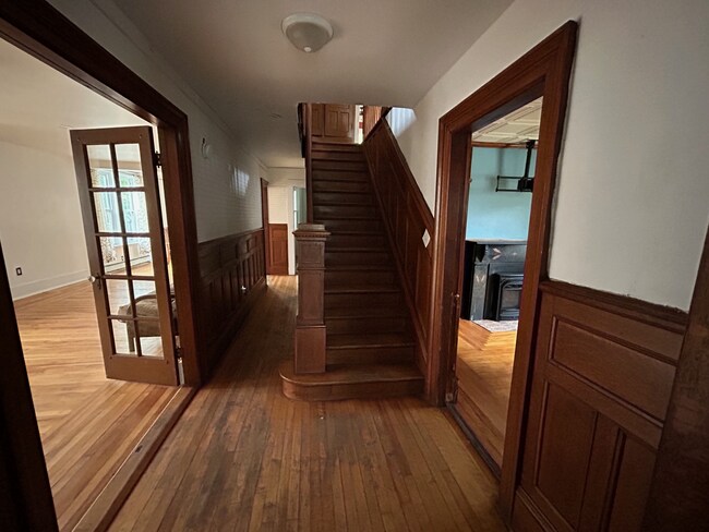 Photo - 54 Summer St