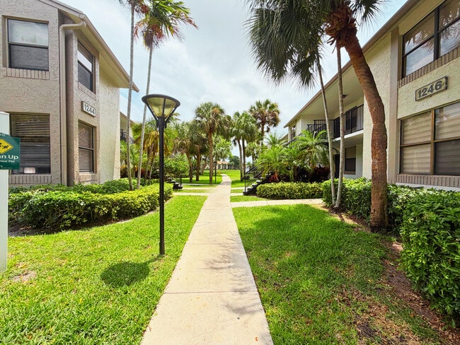 Building Photo - 1244 S Military Trail Unit 724