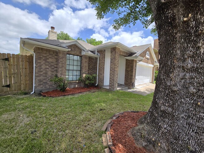 Photo - 2034 Village Park Dr