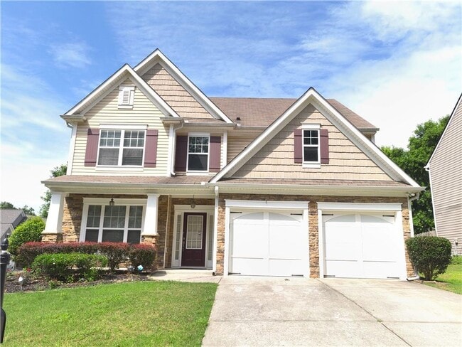 Photo - 2430 Woodford Ln NE