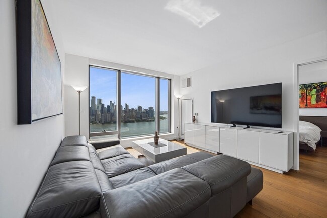 Photo - 99 Hudson St Unidad 4506