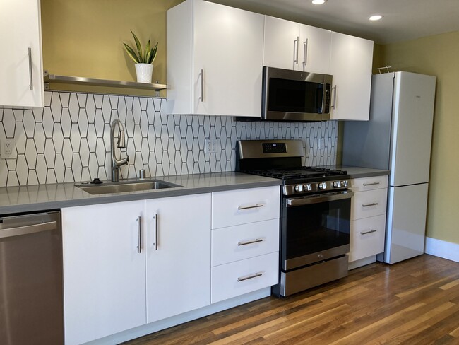 Newly remodeled kitchen - 1469 13th St. Townhome