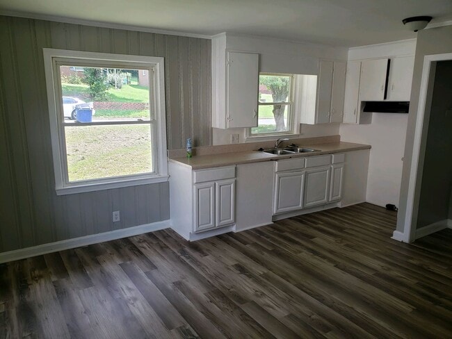 Photo - 3 Bedroom 1.5 Bath Home in Winston-Salem