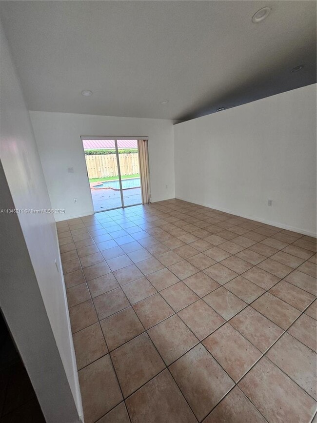 Photo - 14300 SW 152nd Pl