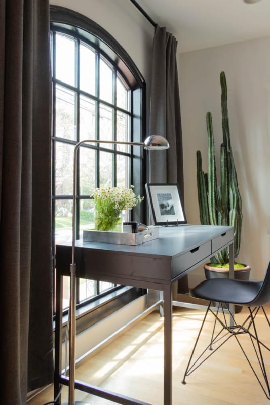 Photo - 7715 Waring Ave