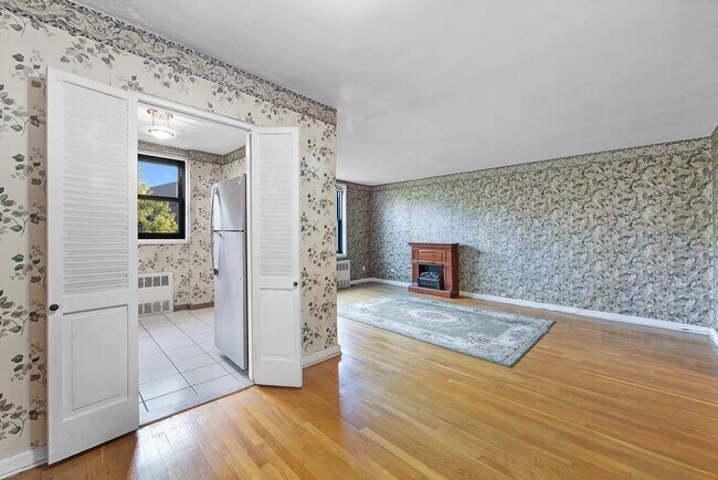 Photo - 139-15 83rd Ave Unit 627