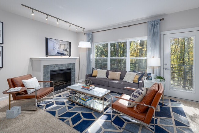 2BR, 2BA - 1,028SF