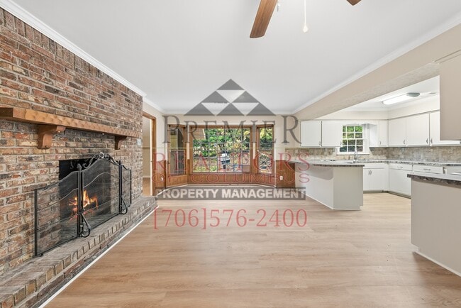 Photo - 5233 Verdun Dr