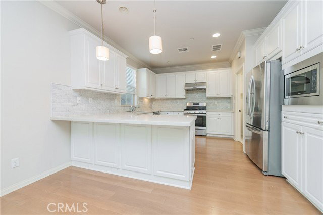 Photo - 183 Bright Poppy