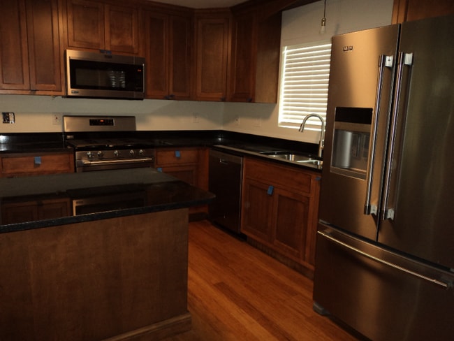 Photo - 1512 Gary St