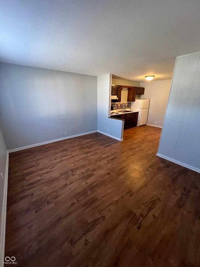 Photo - 318 N Clark St Unit 7